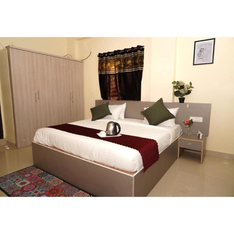 Hotel Meridian Grand Shamshabad Exterior photo