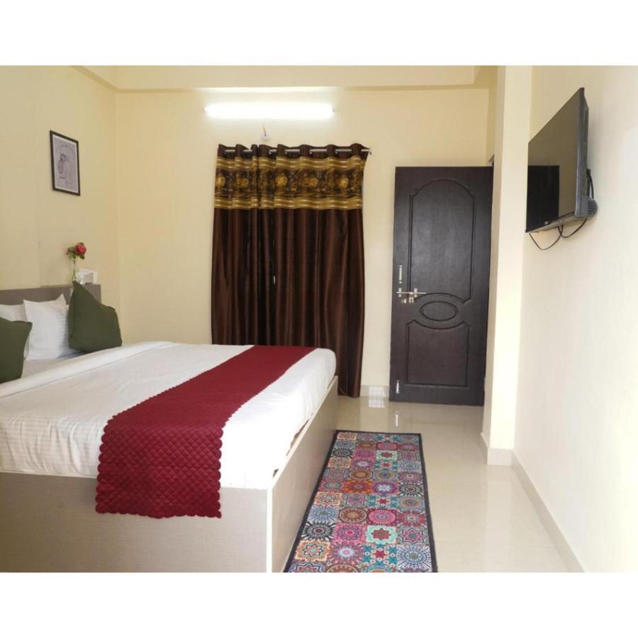 Hotel Meridian Grand Shamshabad Exterior photo
